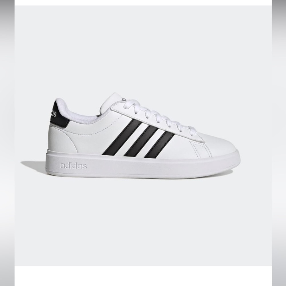 adidas Women's Sneakers White Black